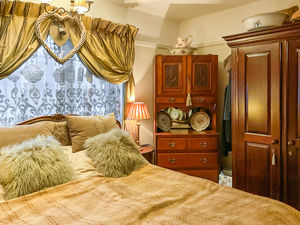 Photo 7- click for photo gallery